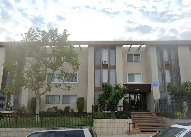 Property at 950 South Saint Andrews Place - 950 S St Andrews Pl, Los Angeles, CA, 90019, 1 bed, 1 bath, [object Object]