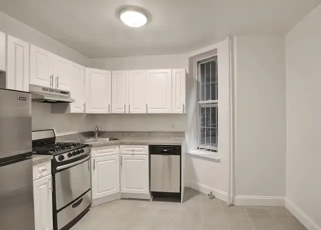 Property at 321 W 47th St Unit 1A, New York, NY, 10036, 2 beds, 2 baths, [object Object]