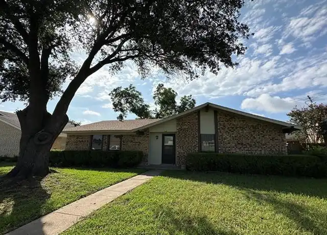 Property at 638 Grinnell Dr, Garland, TX, 75043, 3 beds, 2 baths, [object Object]
