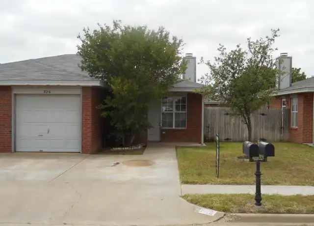 Property at 226 Grover Ave, Lubbock, TX, 79416, 3 beds, 2 baths, [object Object]