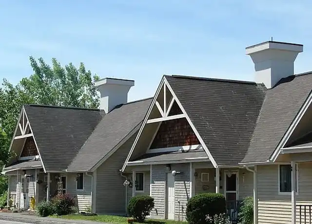Property at Chelmsford Hardy Place - 14 South Ave, Derry, NH, 03038, 1 bed, 1 bath, [object Object]