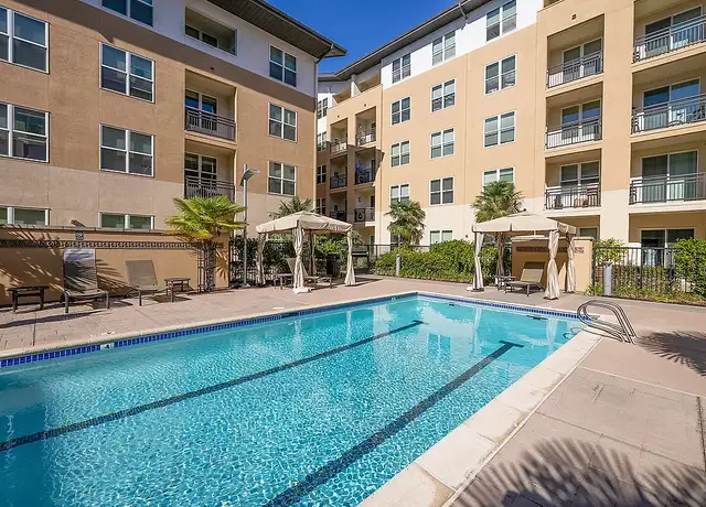 Photo of 1 Plaza View Ln, Foster City, CA 94404