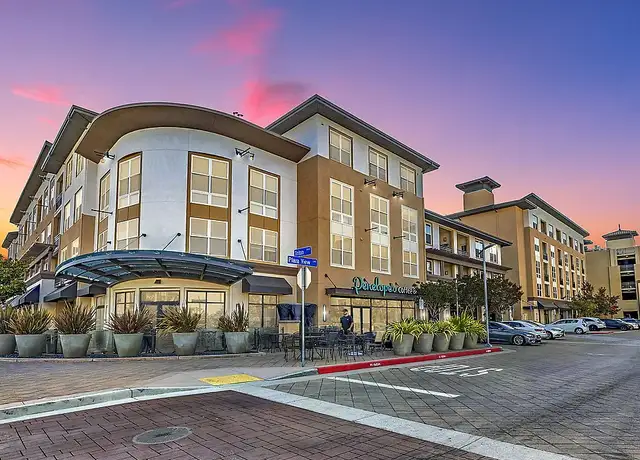 Photo of 1 Plaza View Ln, Foster City, CA 94404