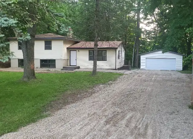 Property at 2617 Vista Lake Dr, Benton Harbor, MI, 49022, 4 beds, 2 baths, [object Object]