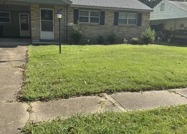 Property at 1905 Rosemond Ave, Jonesboro, AR, 72401, 3 beds, 2 baths, [object Object]