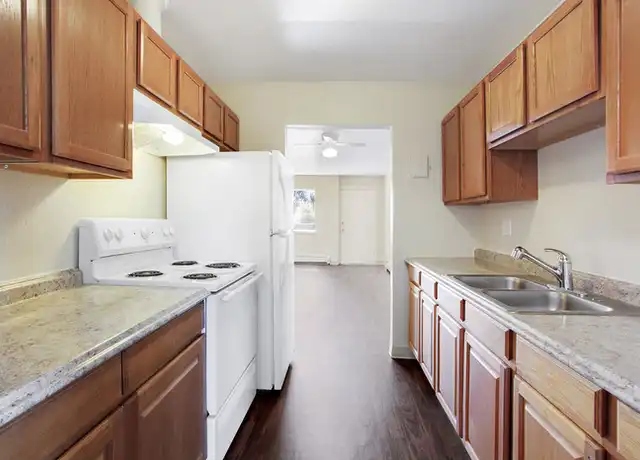 Property at 3150 W Floyd Ave Unit 17, Englewood, CO, 80110, 2 beds, 1 bath, [object Object]
