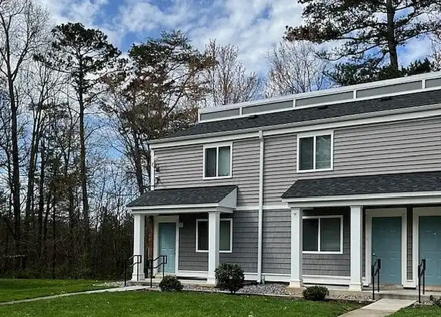Property at Ledgewood Village Apartments - 15 Future Dr, Asheville, NC, 28803, 2 beds, 1 bath, [object Object]