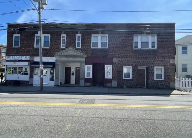 Property at 192 W Squantum St Unit 192, Quincy, MA, 02171, 2 beds, 1 bath, [object Object]