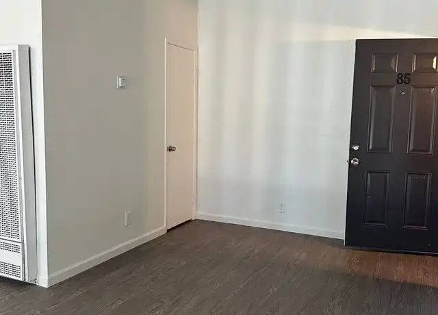 Property at 6050 S Land Park Dr Unit 85, Sacramento, CA, 95822, 1 bed, 1 bath, [object Object]