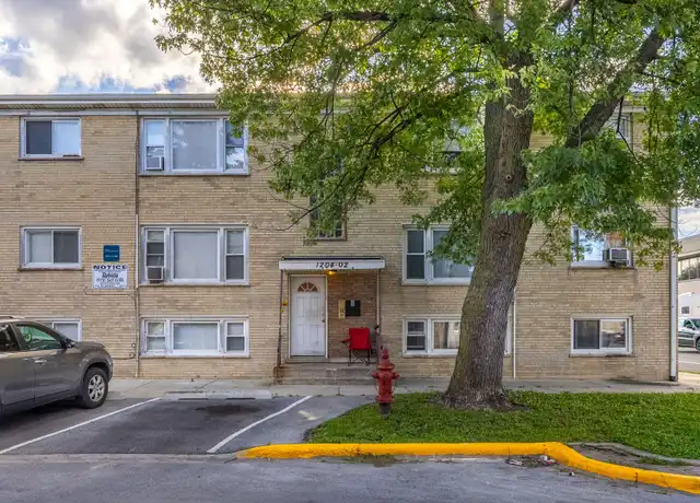 Property at 1204 S 49th Ct Unit 4, Cicero, IL, 60804, 1 bed, 1 bath, [object Object]