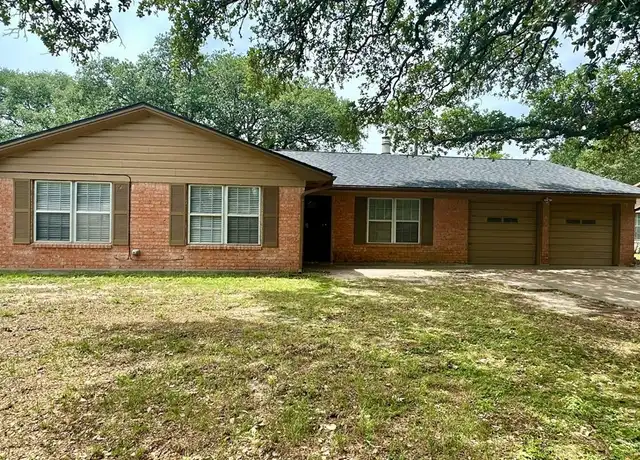 Property at 1401 Village Dr, College Station, TX, 77840, 4 beds, 2 baths, [object Object]