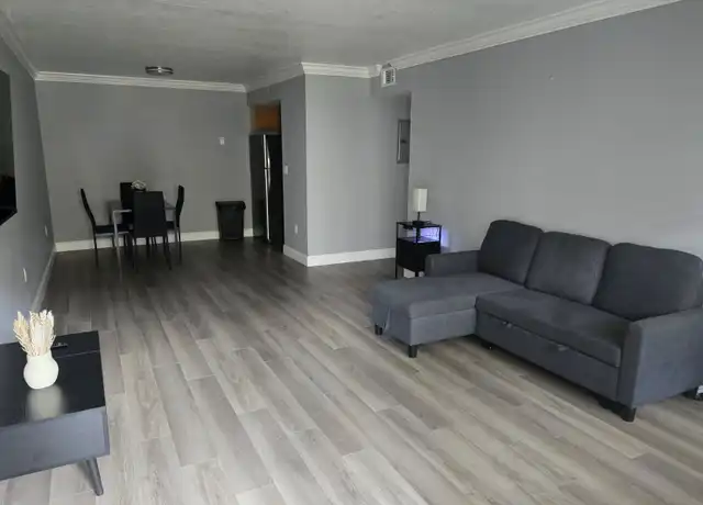 Property at 5221 Bayshore Blvd #1, Tampa, FL, 33611, 1 bed, 1 bath, [object Object]