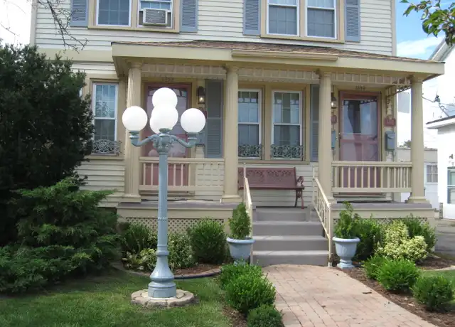 Property at 3355 Phillips Ave Unit 3355, Berkley, MI, 48072, 1 bed, 1 bath, [object Object]