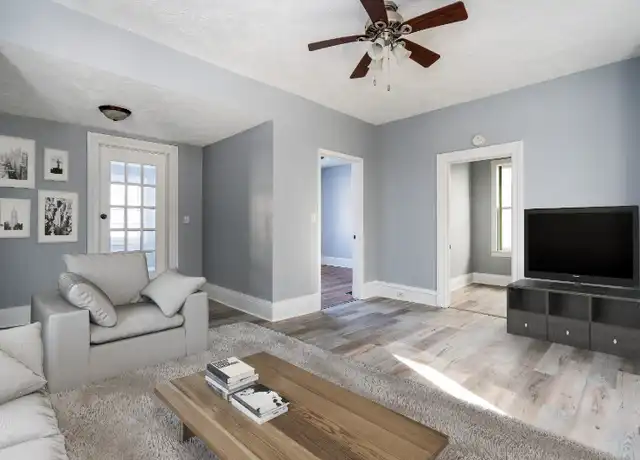 Property at 920 Chatham St NW, Grand Rapids, MI, 49504, 3 beds, 1.5 baths, [object Object]