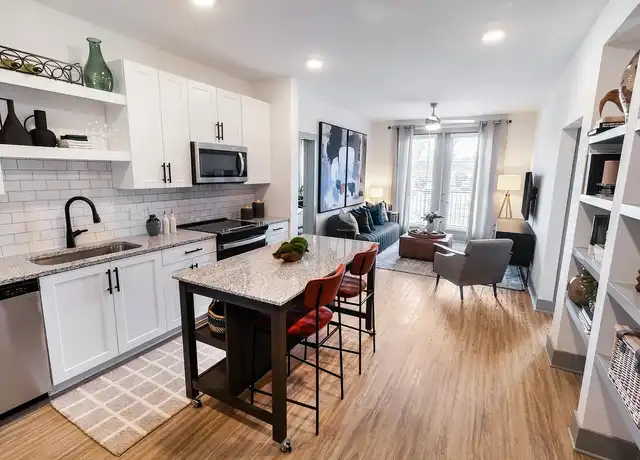 Property at Ellis at Huntcrest - 2370 Sever Rd, Lawrenceville, GA, 30043, 1 bed, 1 bath, [object Object]