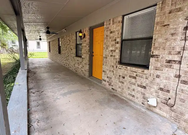 Property at 121 Lba Dr, Bastrop, TX, 78602, 3 beds, 2 baths, [object Object]