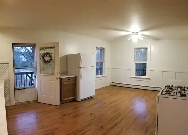 Property at 63 Harrington St Unit 2, Southbridge, MA, 01550, 3 beds, 1 bath, [object Object]