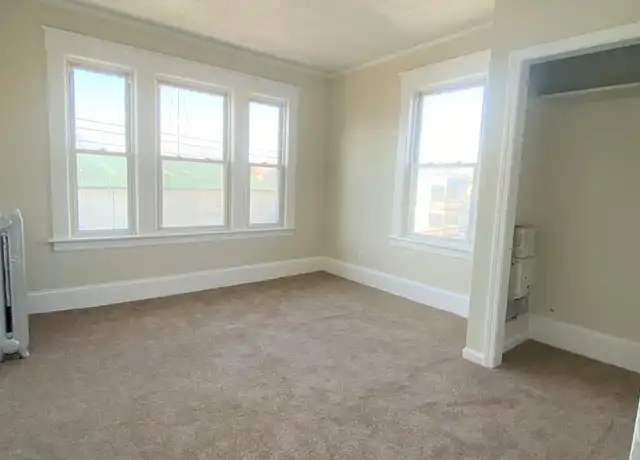 Property at 443 Andover St Unit 443-10, Lawrence, MA, 01843, 2 beds, 1 bath, [object Object]