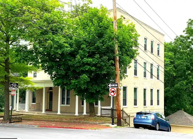Property at 203 S Prospect St Unit 7, Hagerstown, MD, 21740, 2 beds, 1 bath, [object Object]