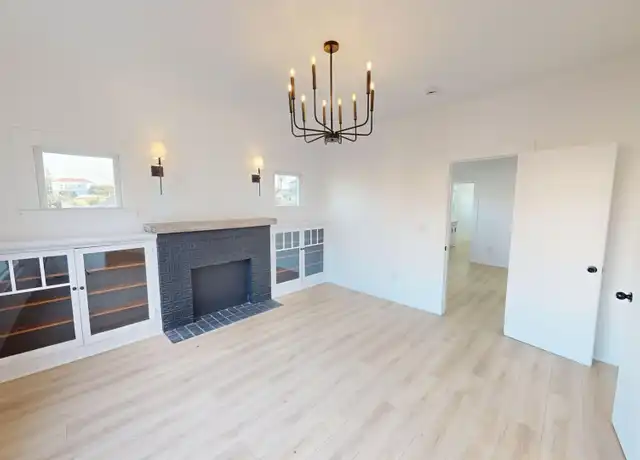 Property at 2028 E 3rd St Unit 2030 1/2, Los Angeles, CA, 90033, 3 beds, 1 bath, [object Object]