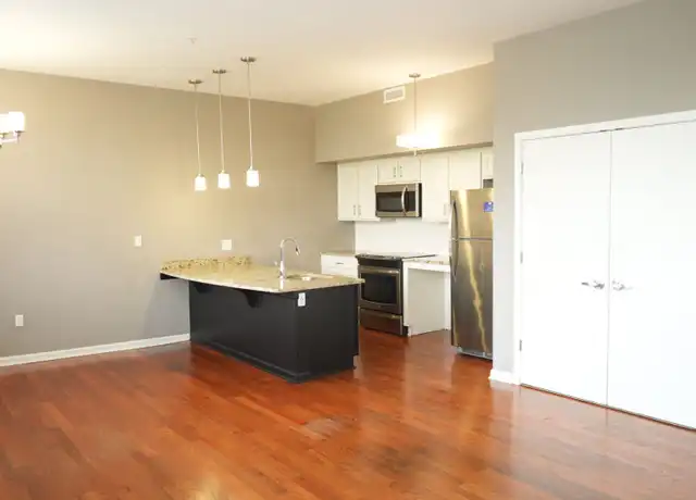 Property at 459 Locust Ave Apt 202, Charlottesville, VA, 22902, 1 bed, 1 bath, [object Object]