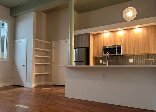 Property at 2 E Broad St Unit 301, Richmond, VA, 23220, 2 beds, 2 baths, [object Object]