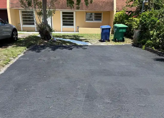 Property at 19373 NW 28th Ct Unit 19373, Miami Gardens, FL, 33056, 3 beds, 1 bath, [object Object]