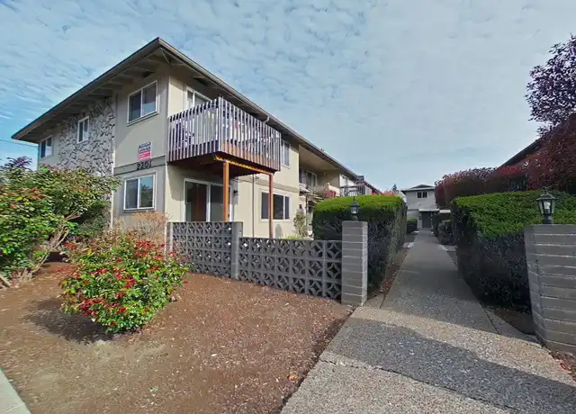 Property at 2201 NW Grant Ave #5, Corvallis, OR, 97330, 2 beds, 1 bath, [object Object]
