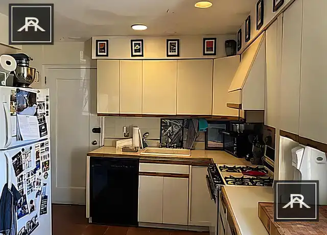 Property at 40 Stetson St #2, Brookline, MA, 02446, 2 beds, 1 bath, [object Object]