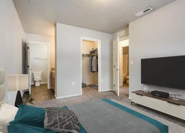 Property at Asheville Commons - 840 N Maple Grove Rd, Boise, ID, 83704, 2 beds, 2 baths, [object Object]