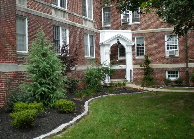 Property at Haddonfield Manor - 10 Linden Ave, Haddonfield, NJ, 08033, 1 bed, 1 bath, [object Object]