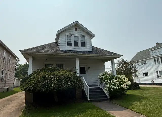 Property at 710 Eleanor Pl, Utica, NY, 13501, 3 beds, 2 baths, [object Object]