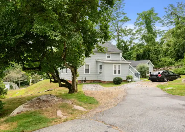 Property at 274 Bloomingdale Rd, Quaker Hill, CT, 06375, 1 bed, 1 bath, [object Object]