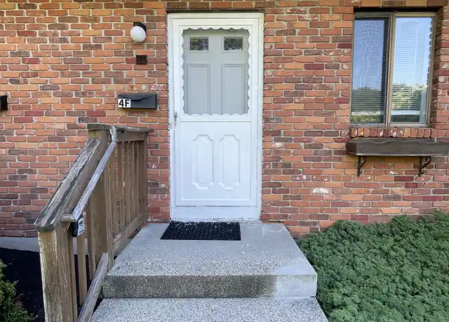Property at 11 King Arthur Dr Unit 4F, Niantic, CT, 06357, 2 beds, 1.5 baths, [object Object]