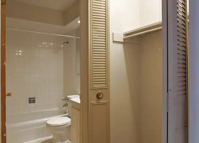Property at 530 W Aldine Ave Unit 530-503, Chicago, IL, 60657, 1 bed, 1 bath, [object Object]