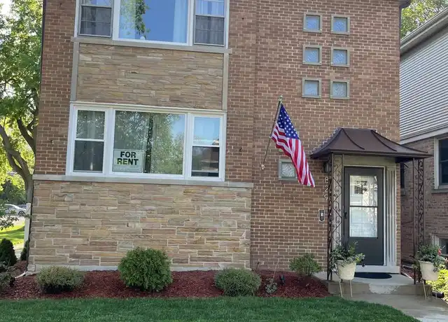 Property at 829 Lathrop Ave Unit 2, Forest Park, IL, 60130, 3 beds, 1 bath, [object Object]