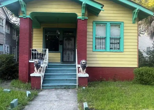 Property at 610 W 38th St, Savannah, GA, 31415, 2 beds, 1 bath, [object Object]