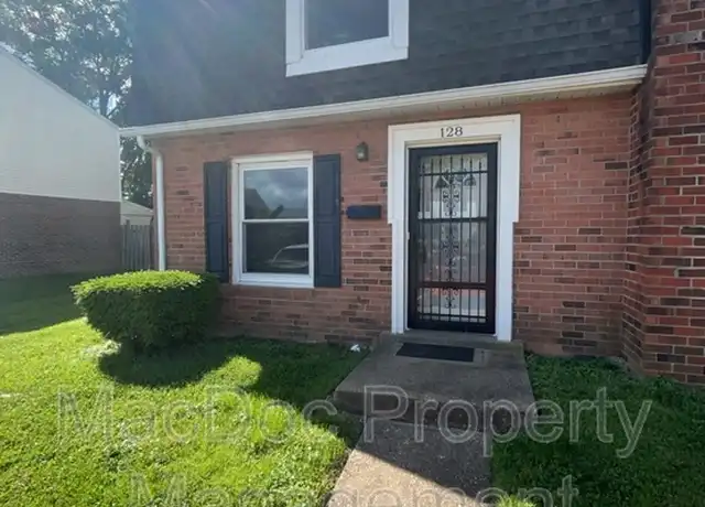 Property at 128 Hickok Cir, Fredericksburg, VA, 22401, 2 beds, 1.5 baths, [object Object]