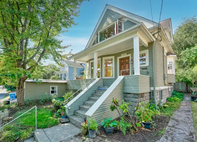 Property at 2017 2nd Ave N, Seattle, WA, 98109, 3 beds, 3 baths, [object Object]