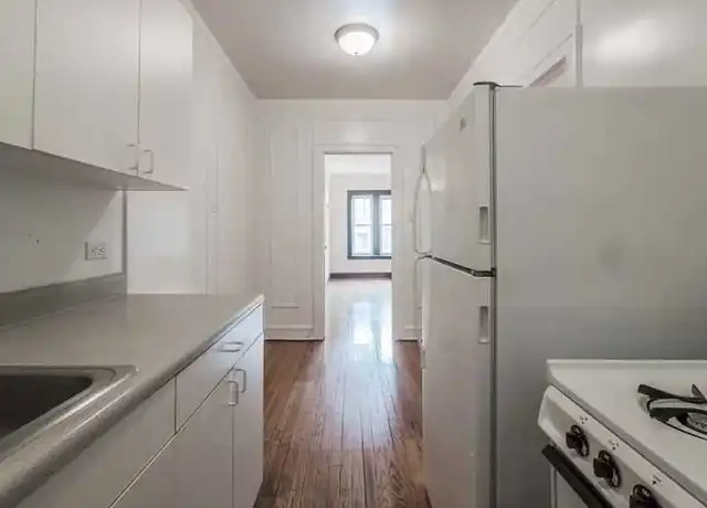 Property at 1606 W Berteau Ave, Chicago, IL, 60613, 1 bed, 1 bath, [object Object]