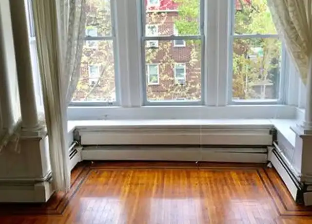 Property at 301 E 33rd St Unit 2, Baltimore, MD, 21218, 2 beds, 2 baths, [object Object]