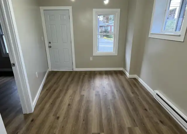 Property at 178 Belmont St Unit 1, Carbondale, PA, 18407, 2 beds, 1 bath, [object Object]