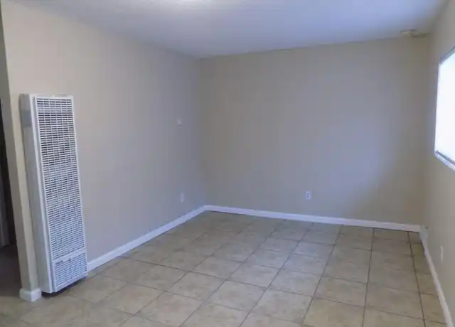 Property at 560 Estancia Dr NW Unit C, Albuquerque, NM, 87105, 2 beds, 1 bath, [object Object]