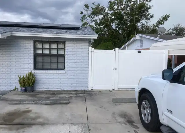 Property at 6447 Willow Wood Ln Unit B, Tampa, FL, 33634, 1 bed, 1 bath, [object Object]
