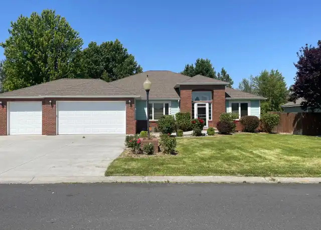 Property at 9476 Viewcrest Dr SE, Moses Lake, WA, 98837, 3 beds, 2.5 baths, [object Object]
