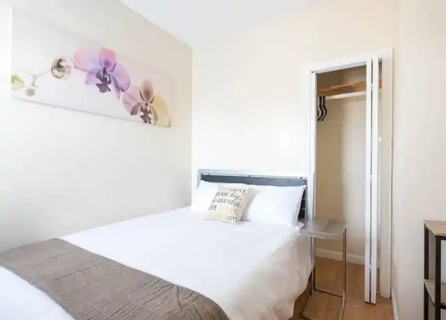 Property at 8 Eliot Ave Unit 1 A, Chestnut Hill, MA, 02467, 1 bed, 1 bath, [object Object]