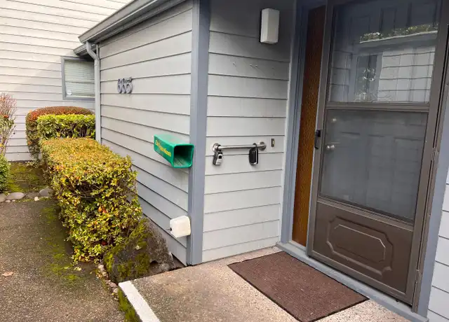 Property at 665 Cherry Dr, Eugene, OR, 97401, 2 beds, 1.5 baths, [object Object]