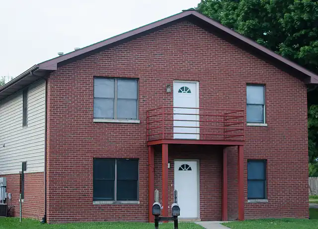 Property at 1816 W Bethel Ave Unit 1, Muncie, IN, 47304, 4 beds, 2 baths, [object Object]