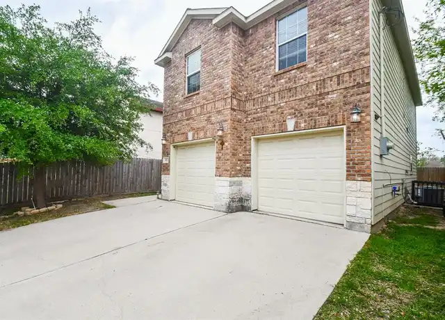 Property at 4915 Market St, Houston, TX, 77020, 3 beds, 2.5 baths, [object Object]