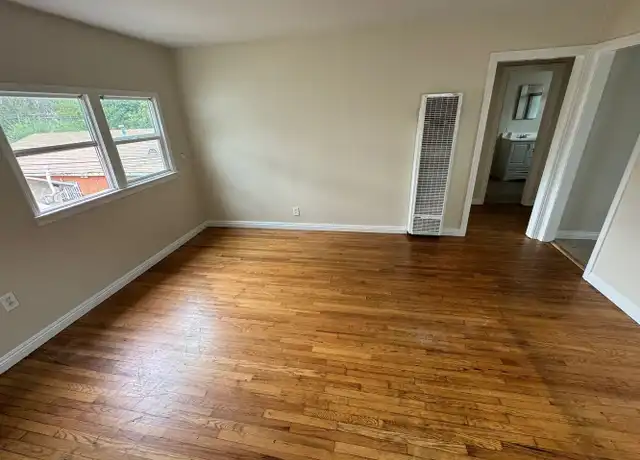 Property at 14 W Pleasant St Unit B, Long Beach, CA, 90805, 1 bed, 1 bath, [object Object]